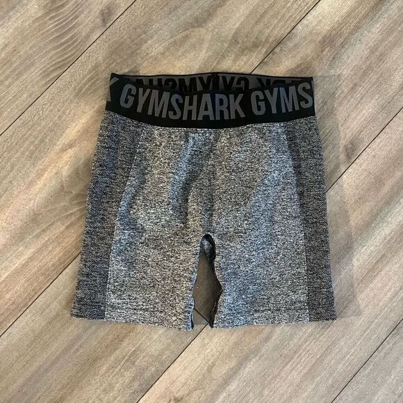 Gymshark Women's Gray Heather Seamless Workout Shorts Small Activewear Bin C-201 - Picture 1 of 4